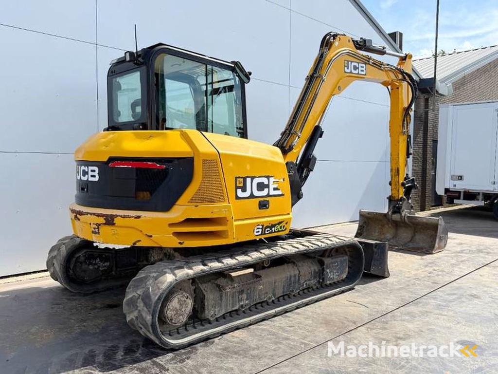 JCB 86C-1-Hammer-Lines-Quick-Coupler