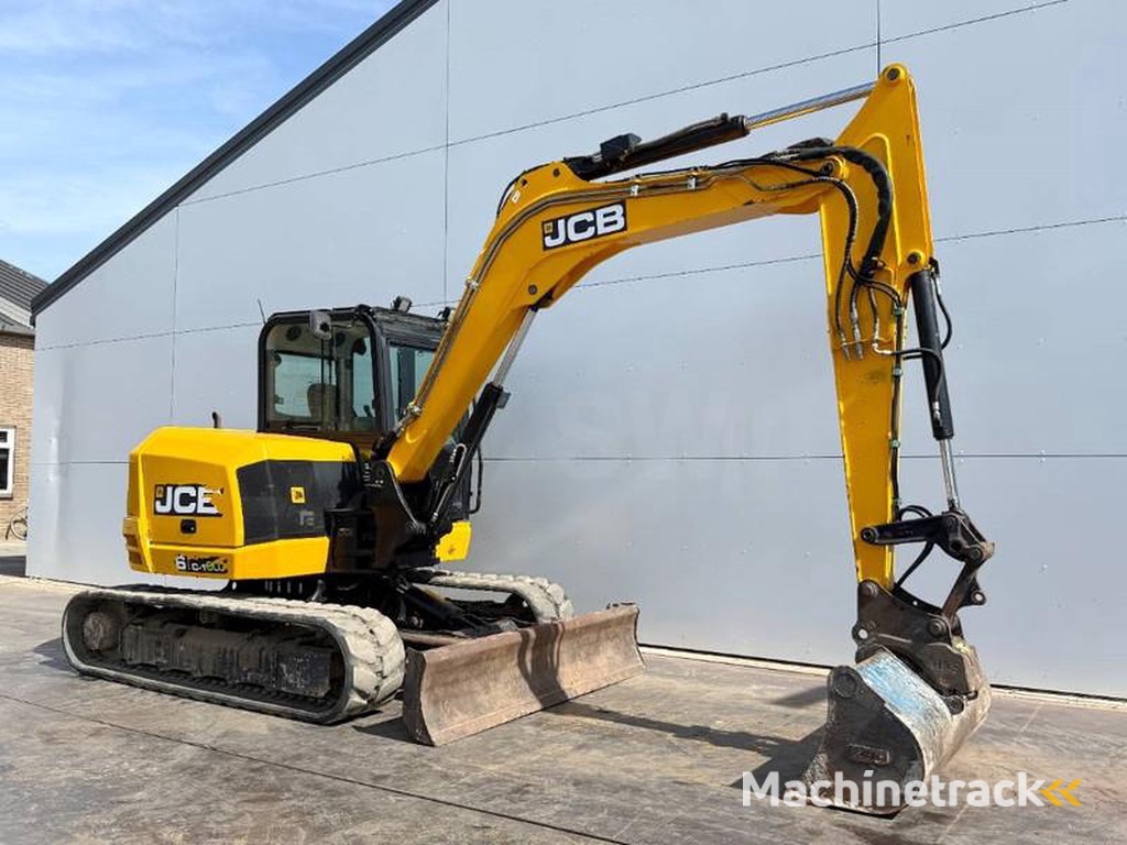 JCB 86C-1-Hammer-Lines-Quick-Coupler