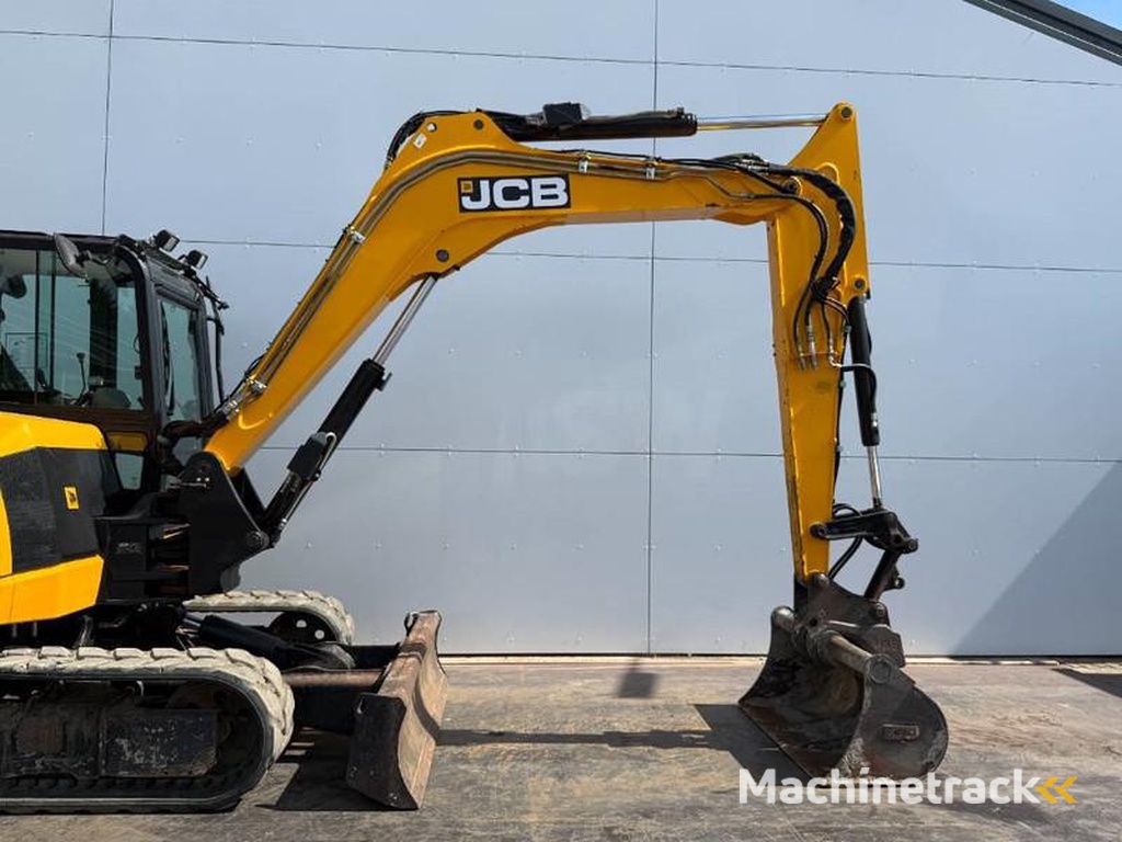 JCB 86C-1-Hammer-Lines-Quick-Coupler