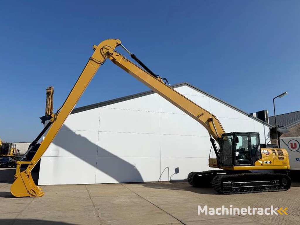 Caterpillar 323D