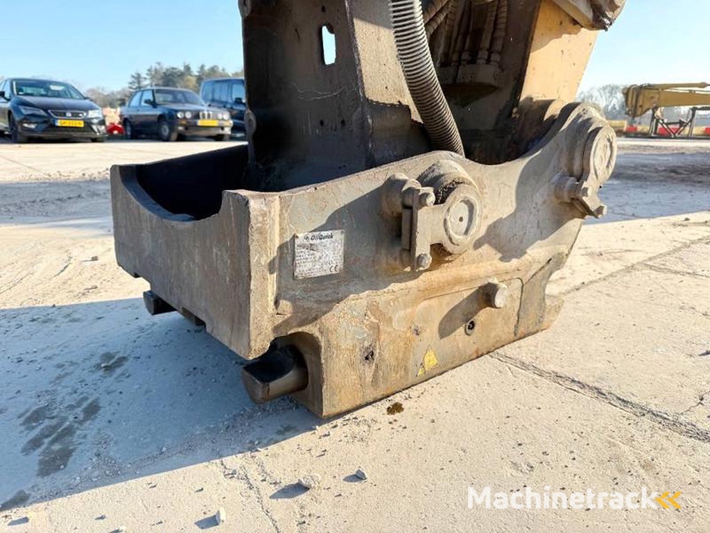 Liebherr R944C-UHD-23-m-Demolition-Hydr-UC-OilQuick