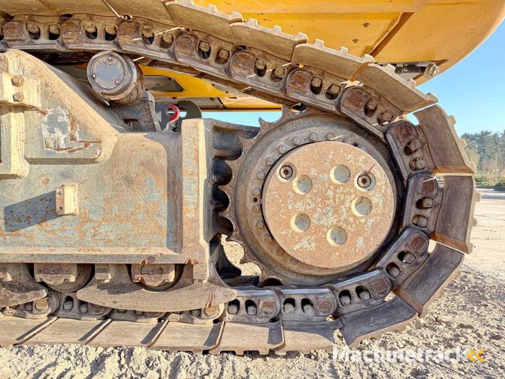 Liebherr R944C-UHD-23-m-Demolition-Hydr-UC-OilQuick