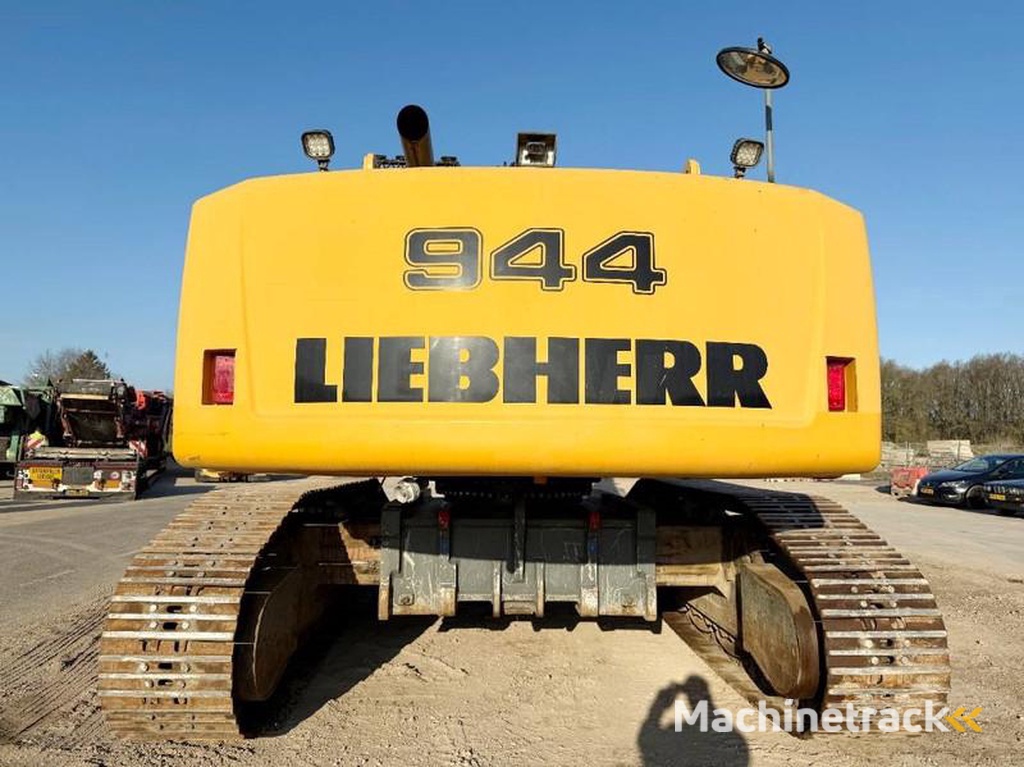Liebherr R944C-UHD-23-m-Demolition-Hydr-UC-OilQuick