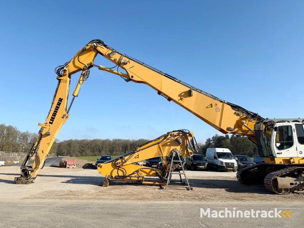 Liebherr R944C-UHD-23-m-Demolition-Hydr-UC-OilQuick