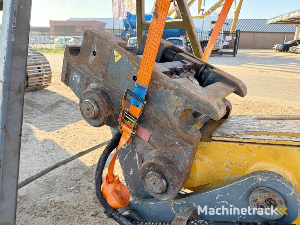 Liebherr R944C-UHD-23-m-Demolition-Hydr-UC-OilQuick