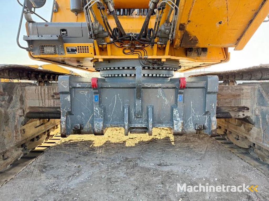 Liebherr R944C-UHD-23-m-Demolition-Hydr-UC-OilQuick