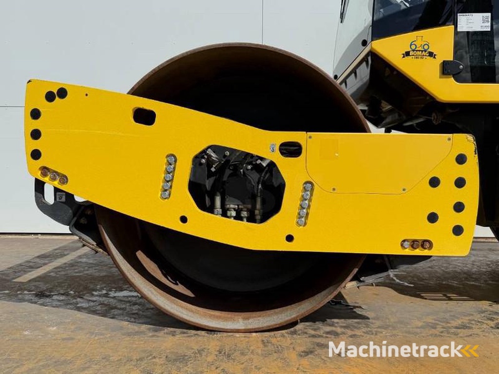 Bomag BW211