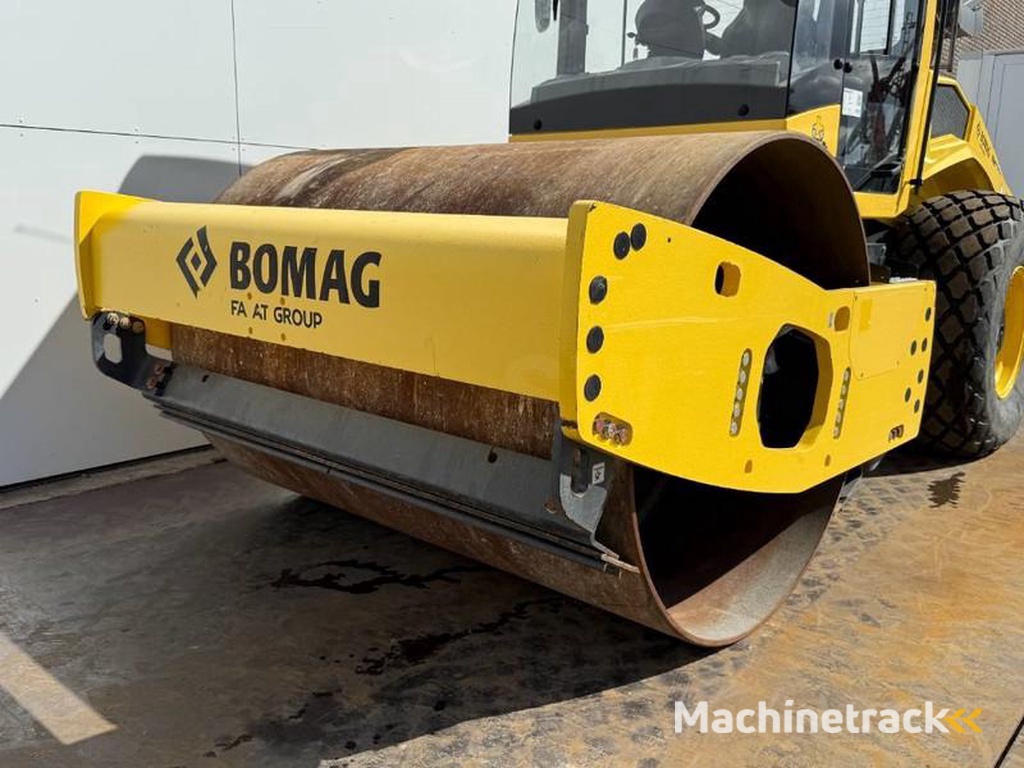 Bomag BW211