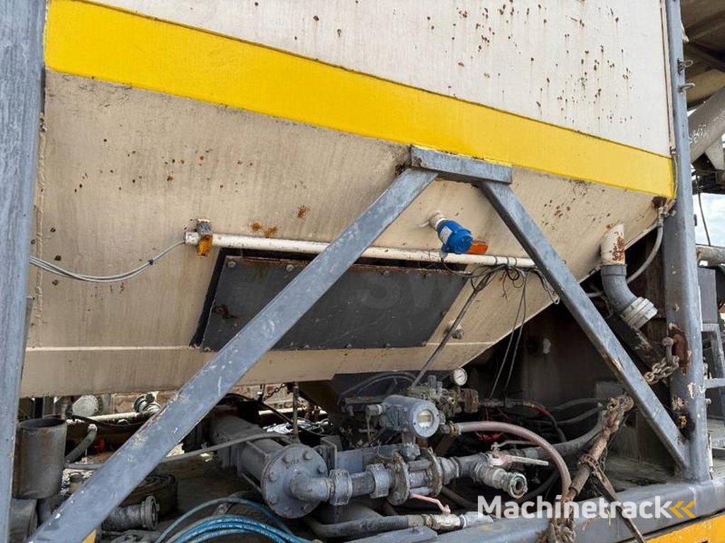 Wirtgen WM400-Broshuis-Trailer-Menginstallatie