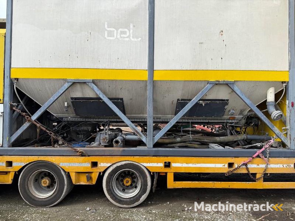 Wirtgen WM400-Broshuis-Trailer-Menginstallatie