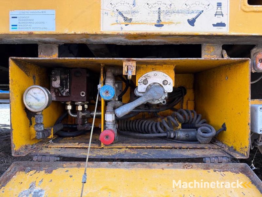 Wirtgen WM400-Broshuis-Trailer-Menginstallatie