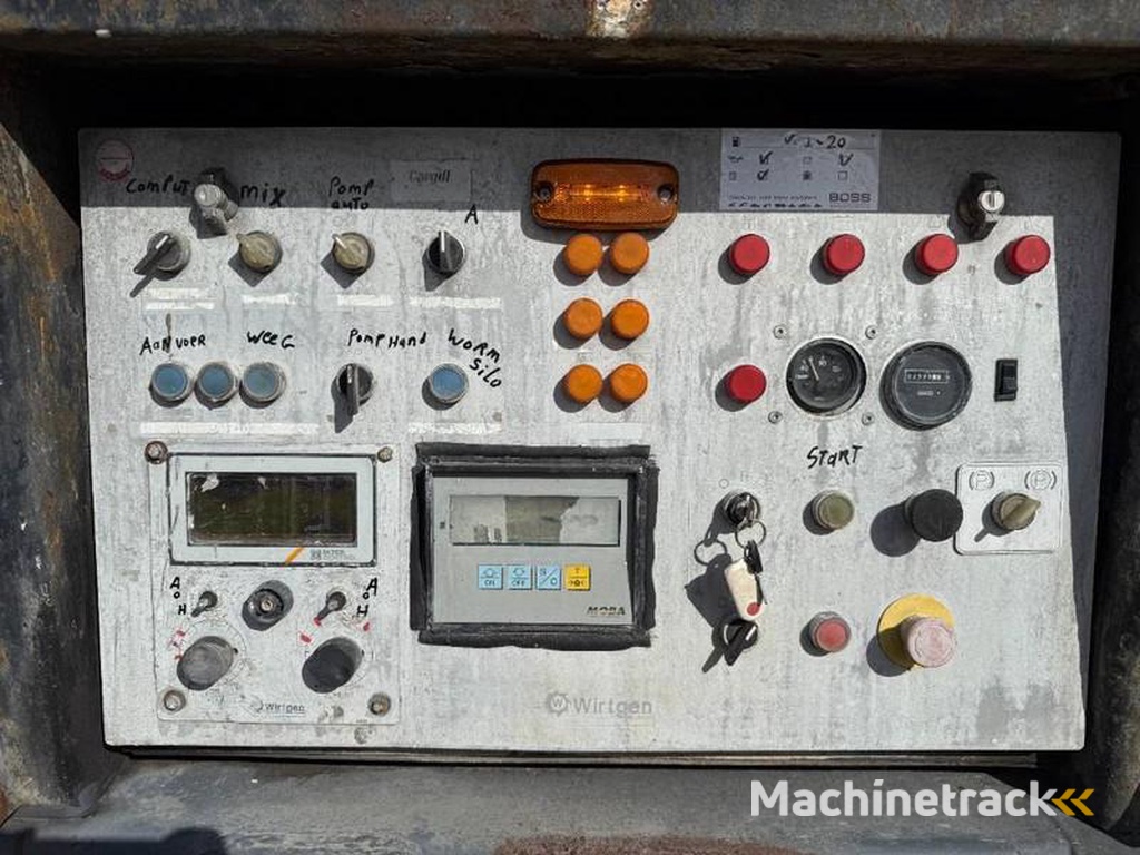 Wirtgen WM400-Broshuis-Trailer-Menginstallatie