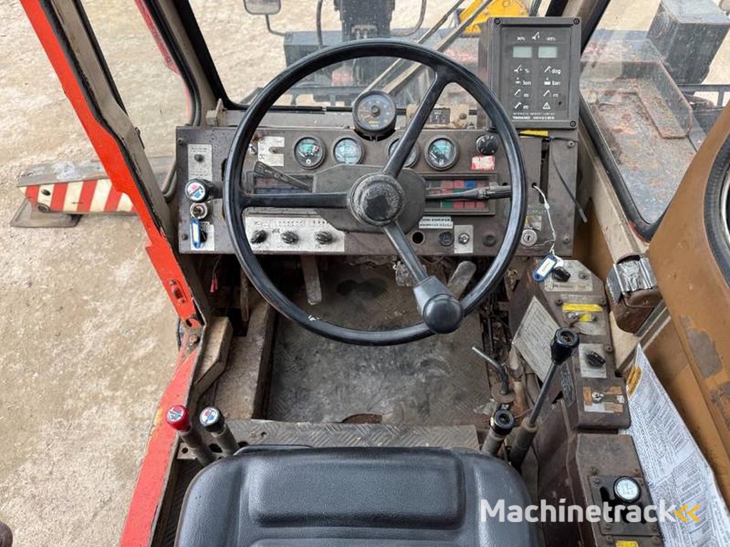 Tadano TR300E-1-4-Wheel-Steering-28.1m-Boom-12m-Jib