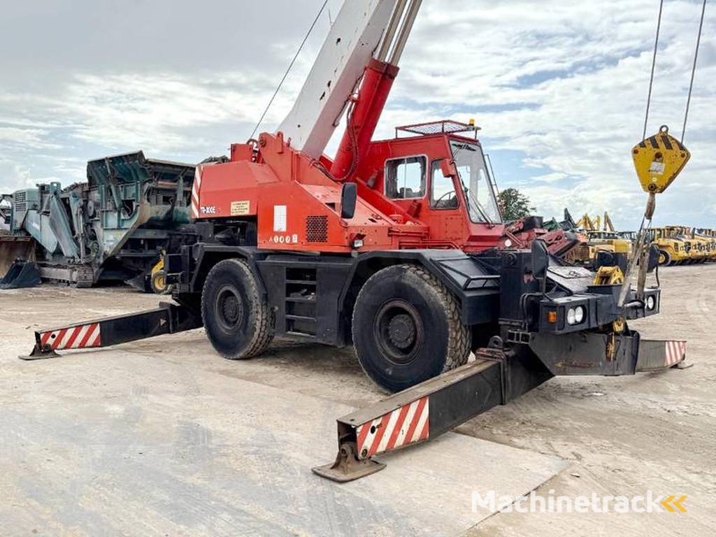 Tadano TR300E-1-4-Wheel-Steering-28.1m-Boom-12m-Jib