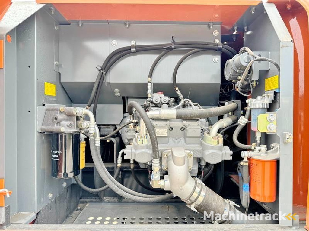 Hitachi ZX220LC-5G-2025-ULTRA-MODEL-ISUZU-ENGINE