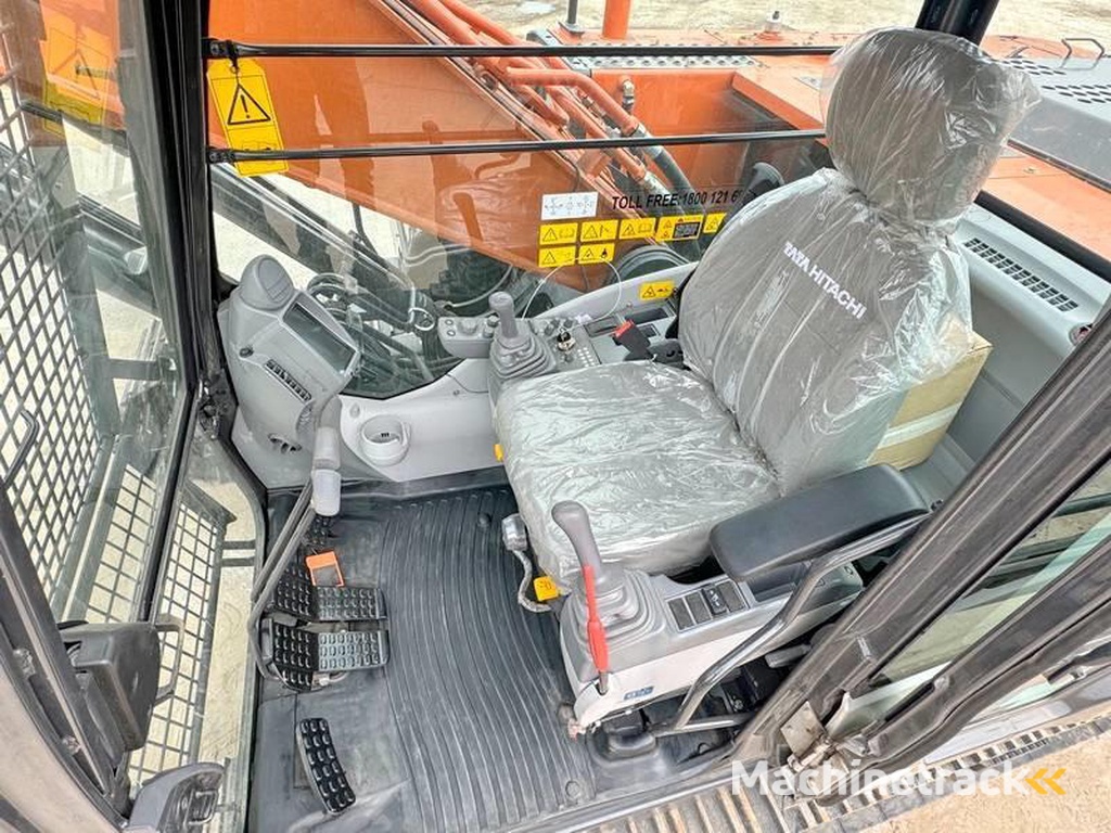 Hitachi ZX220LC-5G-2025-ULTRA-MODEL-ISUZU-ENGINE