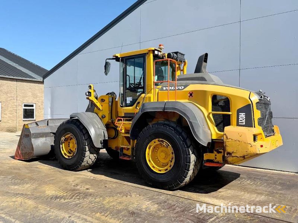 Volvo L-120