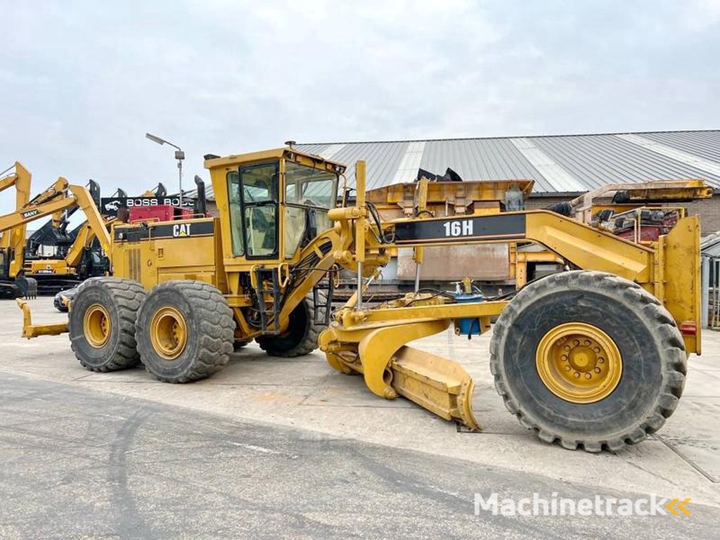 Caterpillar 16H-4-Tine-Ripper-Good-Overall-Condition