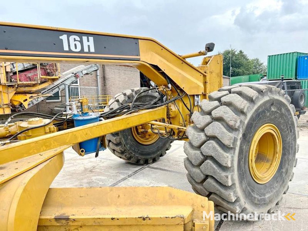 Caterpillar 16H-4-Tine-Ripper-Good-Overall-Condition
