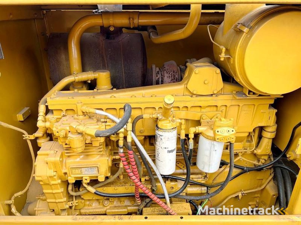 Caterpillar 16H-4-Tine-Ripper-Good-Overall-Condition