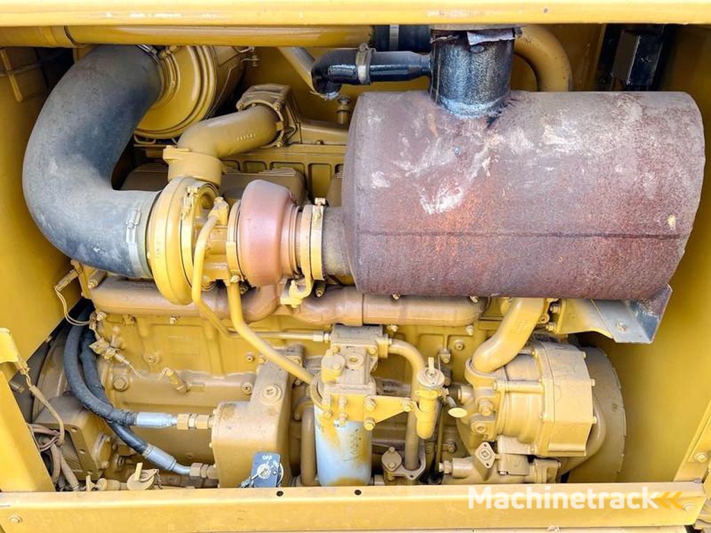 Caterpillar 16H-4-Tine-Ripper-Good-Overall-Condition