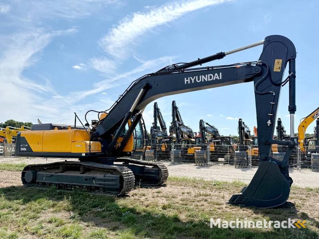 Hyundai R340L-Smart-New-Unused-Hammer-Lines