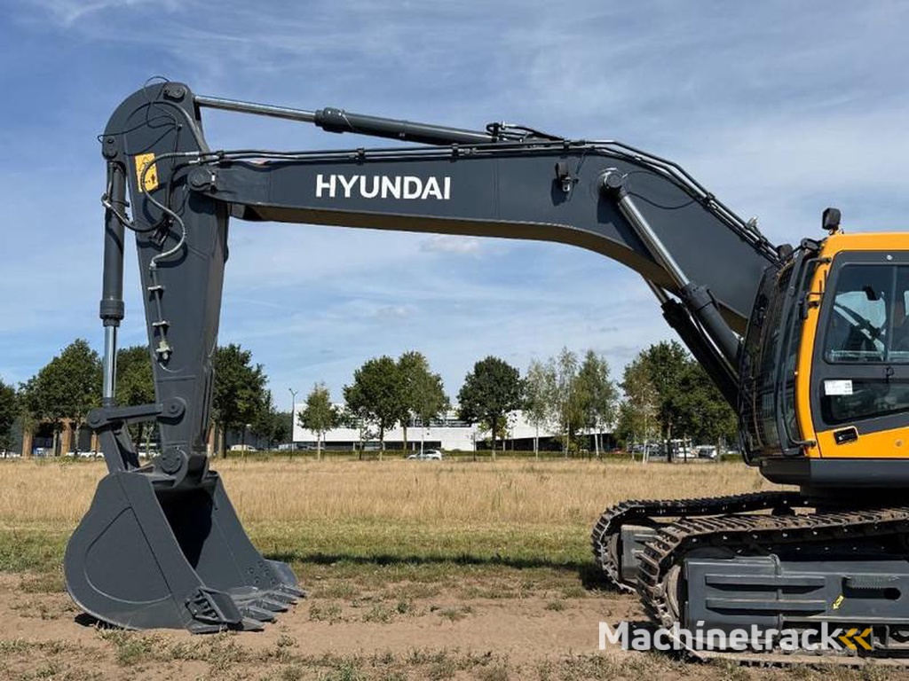 Hyundai R340L-Smart-New-Unused-Hammer-Lines