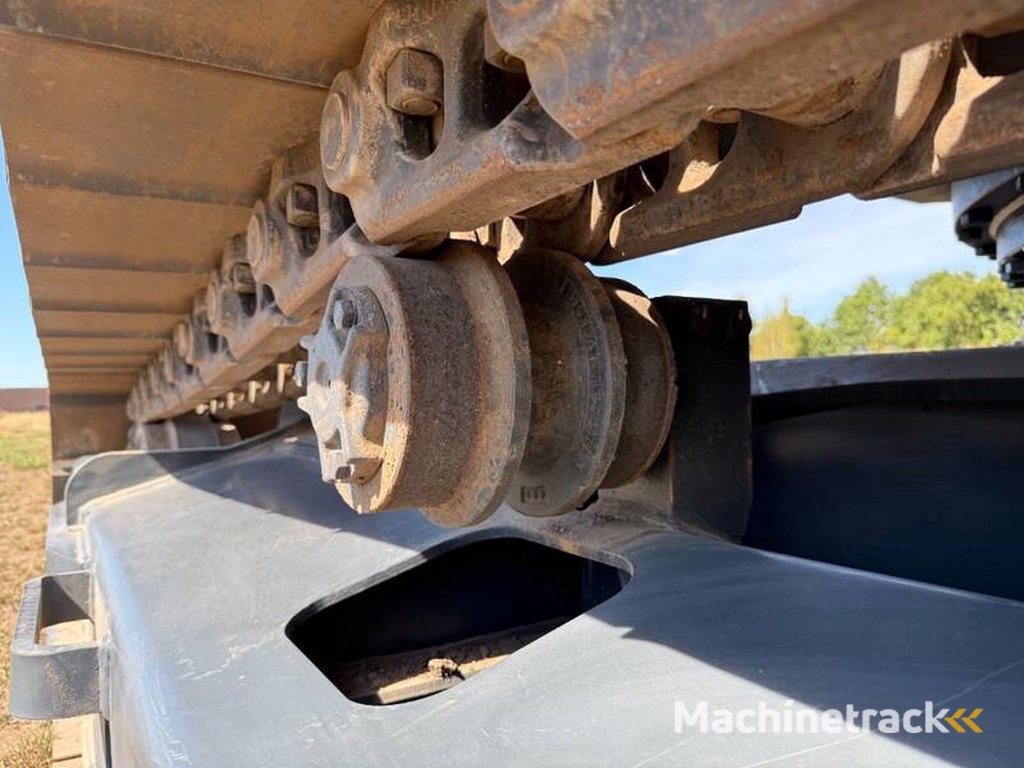 Hyundai R340L-Smart-New-Unused-Hammer-Lines