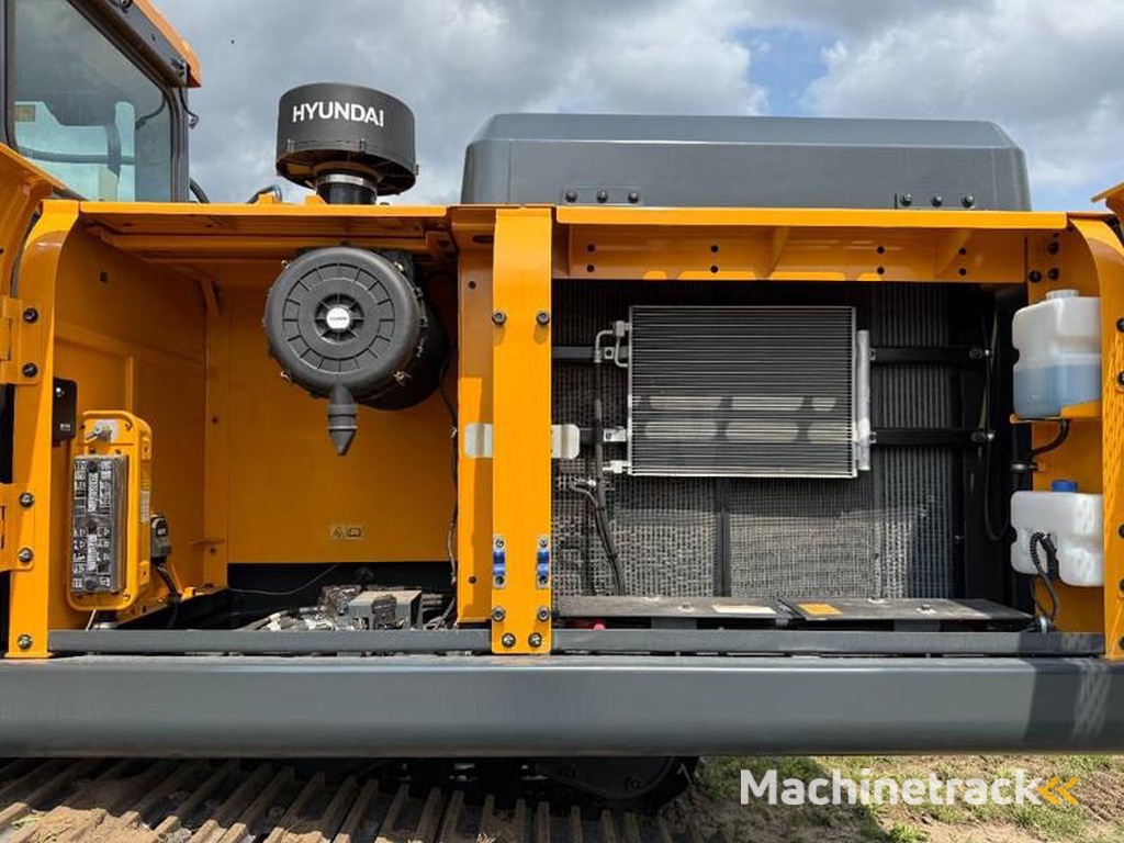 Hyundai HX360L-New-Unused-Hammer-Lines