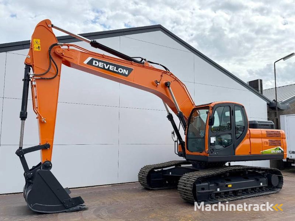 Doosan Develon-DX205-New-Unused-Hammer-Lines