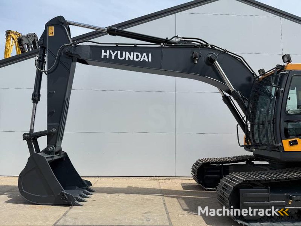 Hyundai R215L-Smart-Plus-2025-Model-New-Unused
