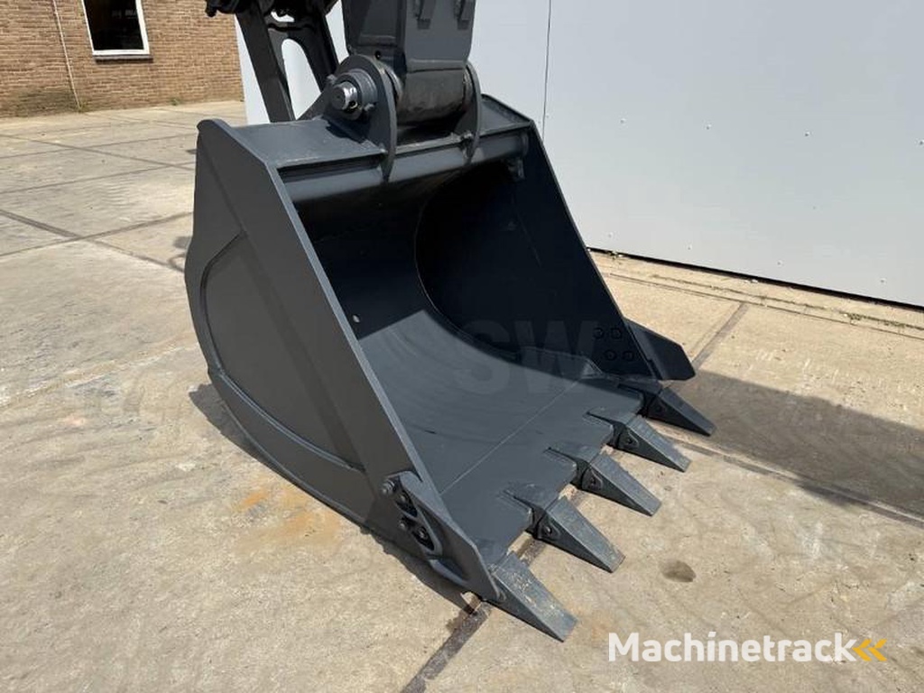 Hyundai R215L-Smart-Plus-2025-Model-New-Unused