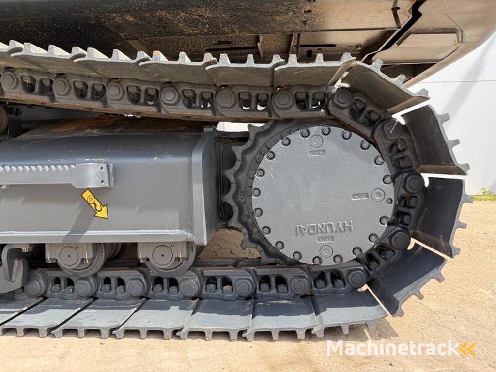 Hyundai R215L-Smart-Plus-2025-Model-New-Unused