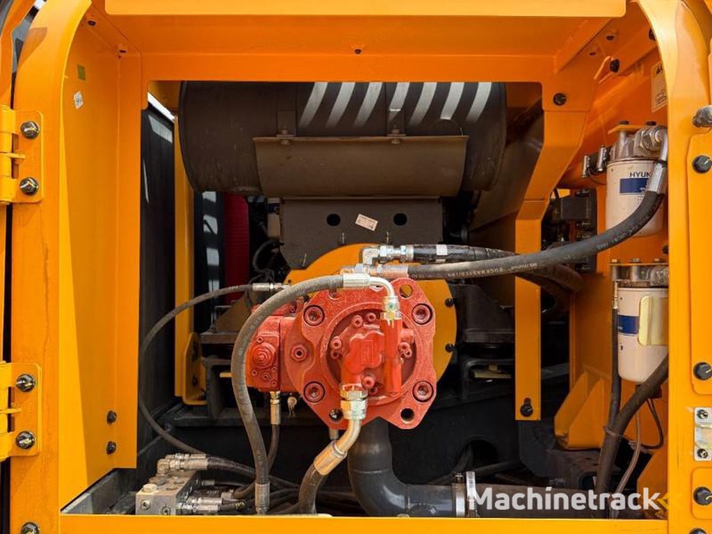 Hyundai R215L-Smart-Plus-2025-Model-New-Unused