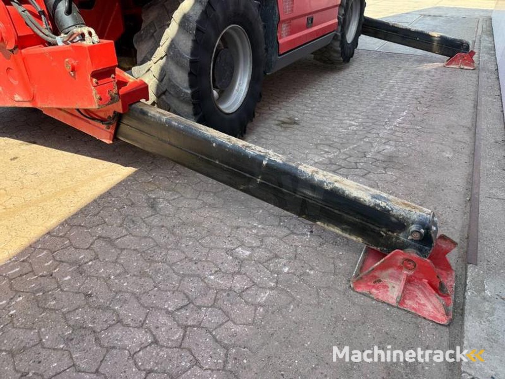 Manitou MRT2250-German-Machine-Remote-Control-4x4x4