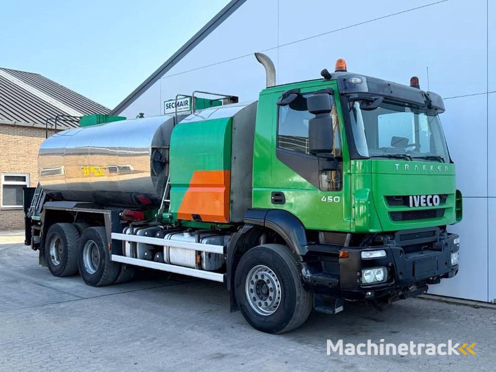 Iveco Trakker-450-EEV-Secmair-Serviroute-Bitumin