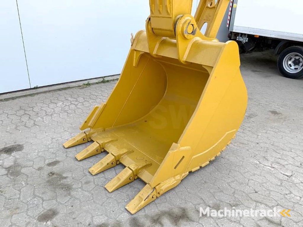 Caterpillar 323D