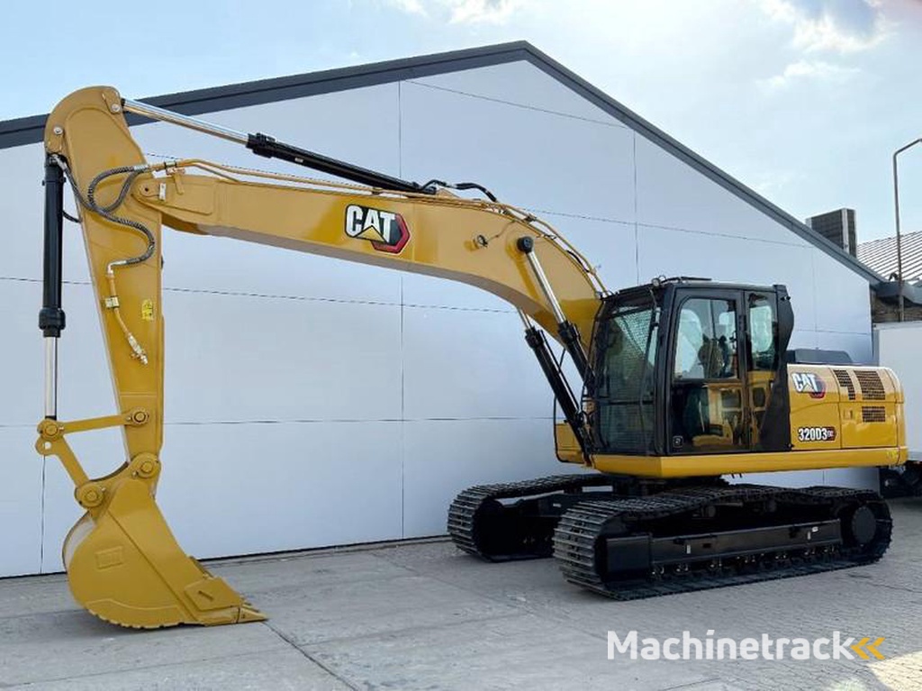 Caterpillar 323D