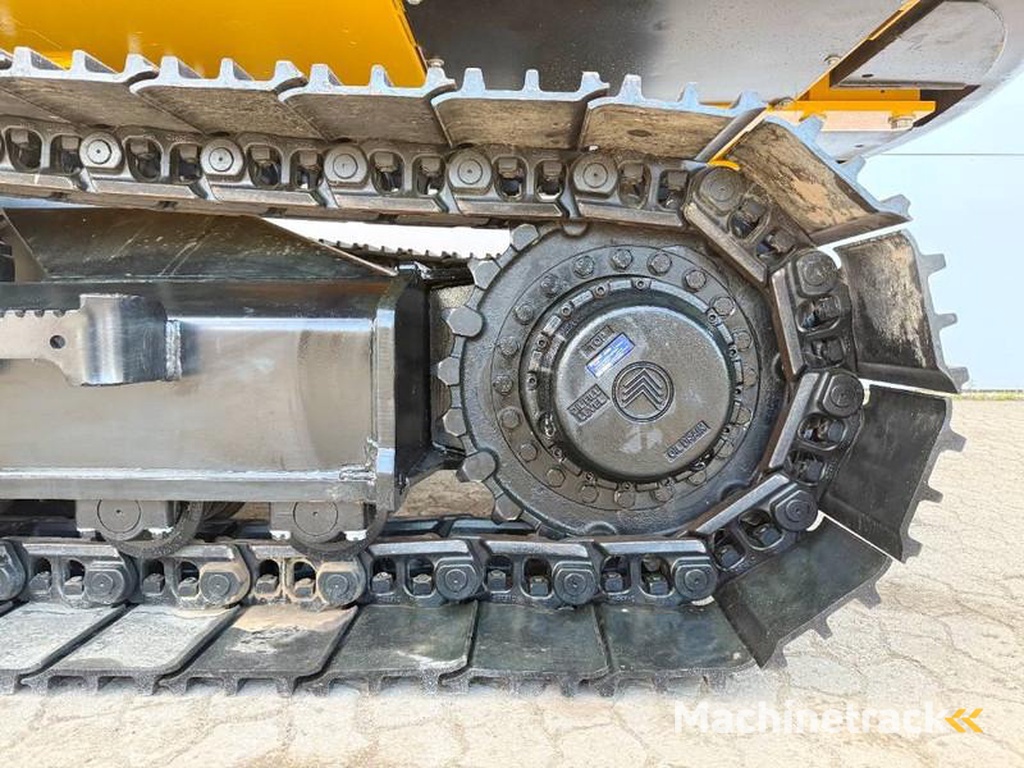 JCB 205-2025-Model-New-Unused-Hammer-Lines