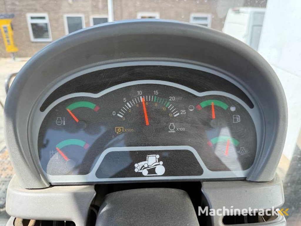 Caterpillar Challenger-MT865B-German-Machine-Front-Blade