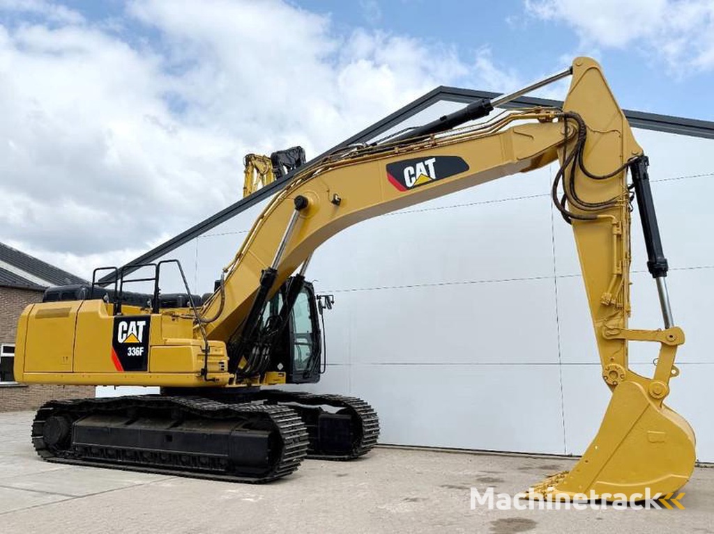 Caterpillar 336FLN-Automatic-Greasing-Backup-Camera