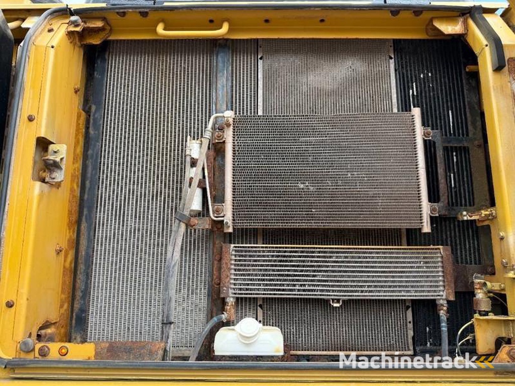 Caterpillar 336FLN-Automatic-Greasing-Backup-Camera