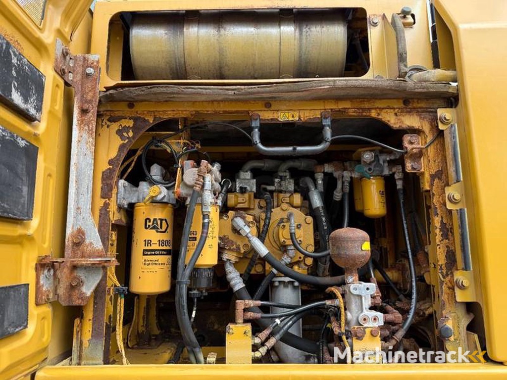 Caterpillar 336FLN-Automatic-Greasing-Backup-Camera