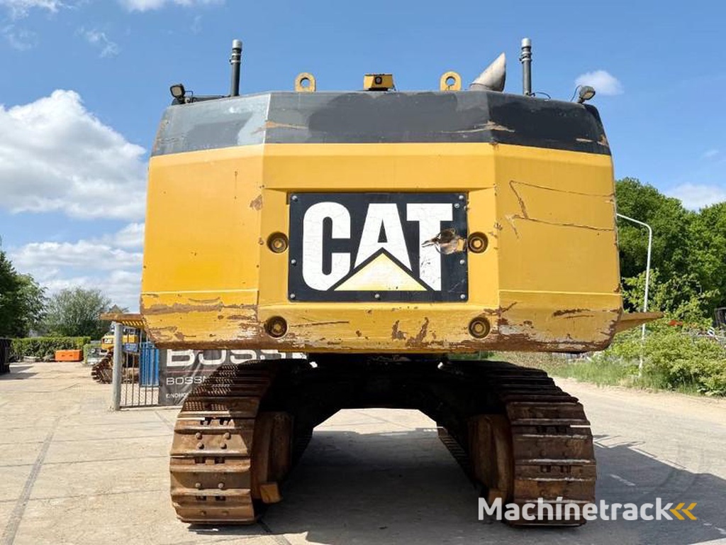 Caterpillar 374DL