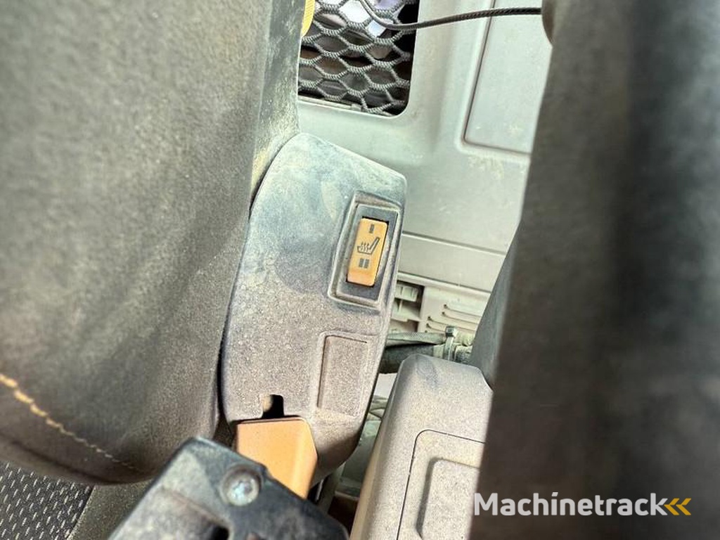 Caterpillar M314-next-gen-Triple-Boom-Automatic-Greasing