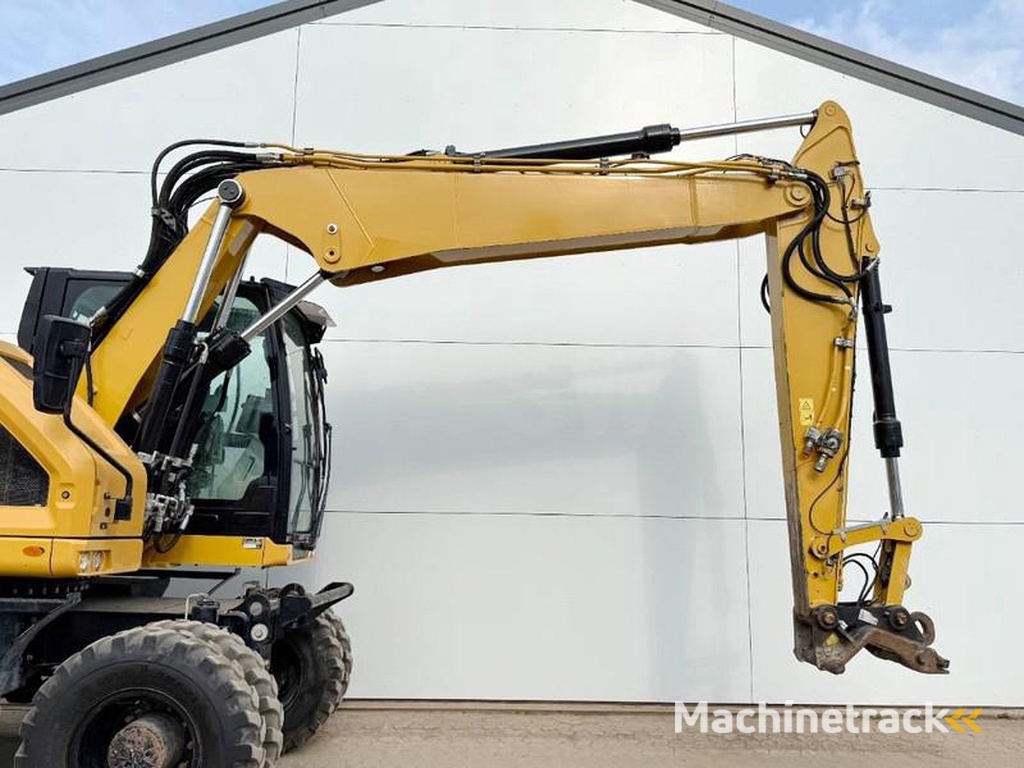 Caterpillar M314-next-gen-Triple-Boom-Automatic-Greasing