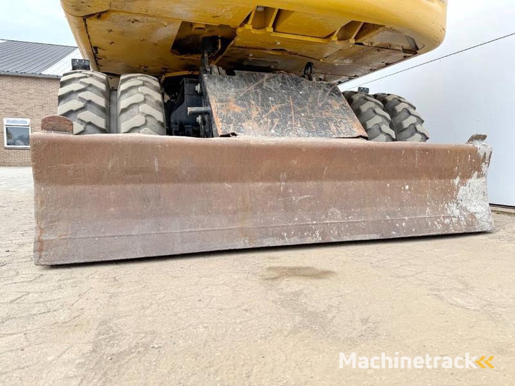 Caterpillar M314-next-gen-Triple-Boom-Automatic-Greasing