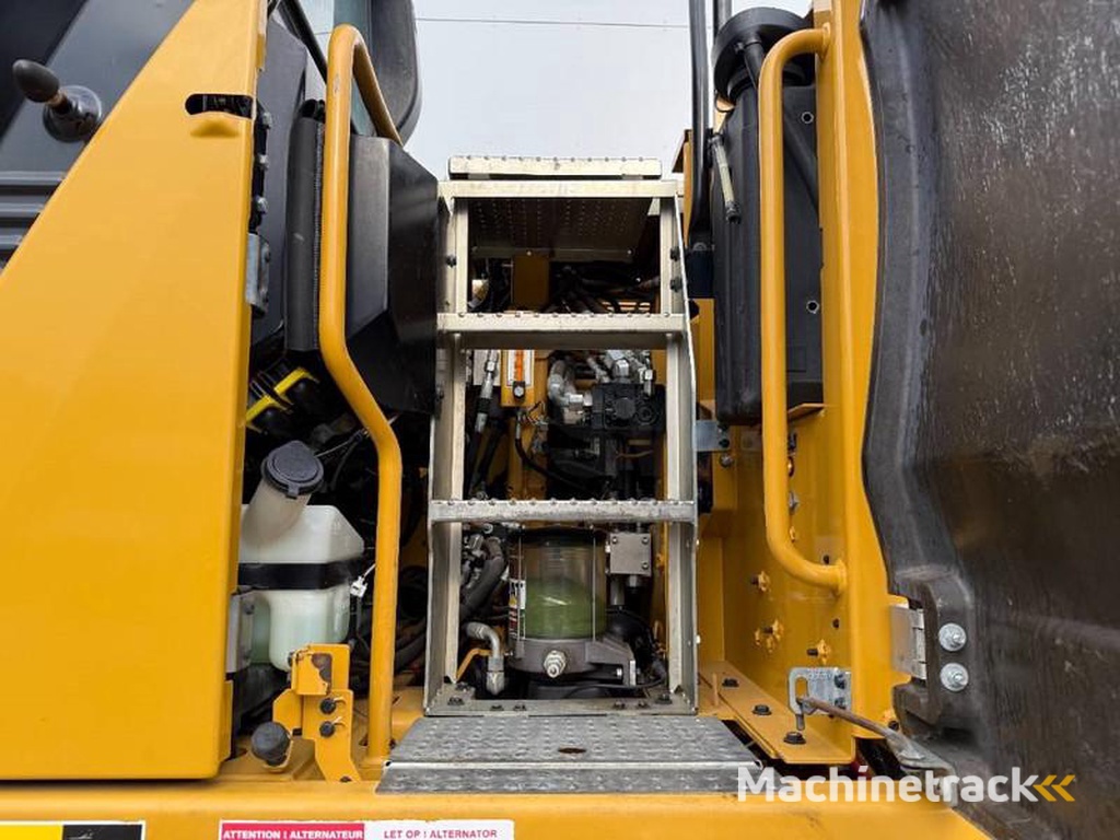 Caterpillar M314-next-gen-Triple-Boom-Automatic-Greasing