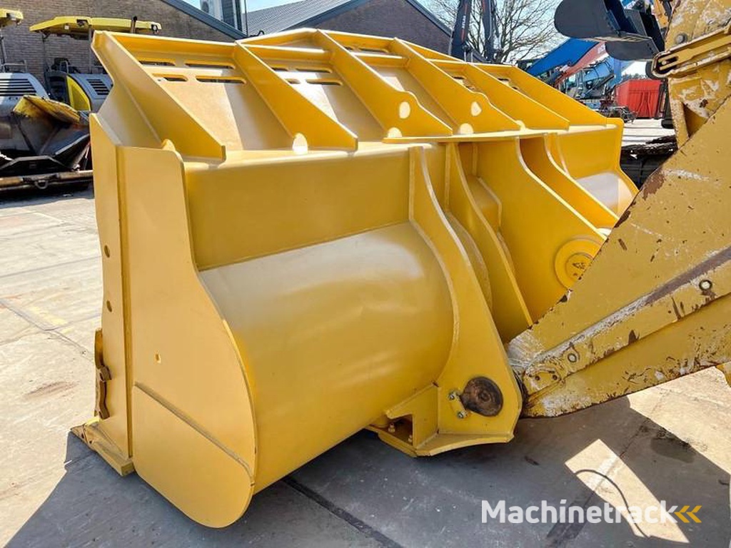 Caterpillar 988K-Bucket-New-Unused