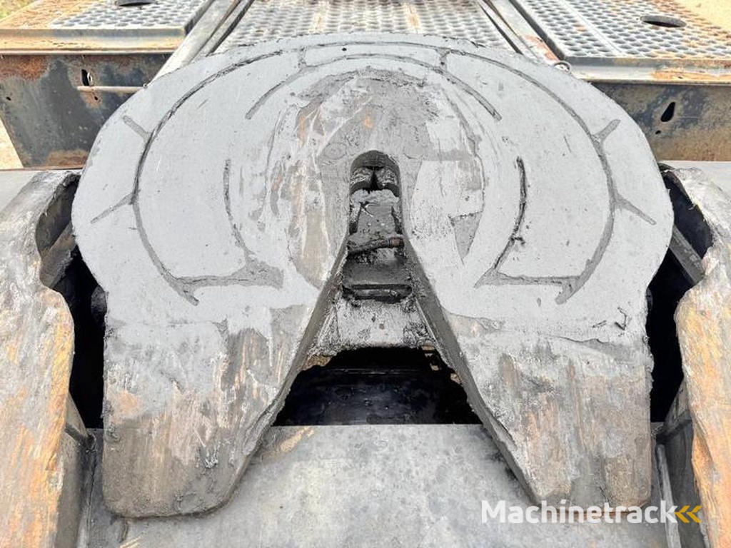 Kalmar PT122-Top-Condition-Cummins-Engine